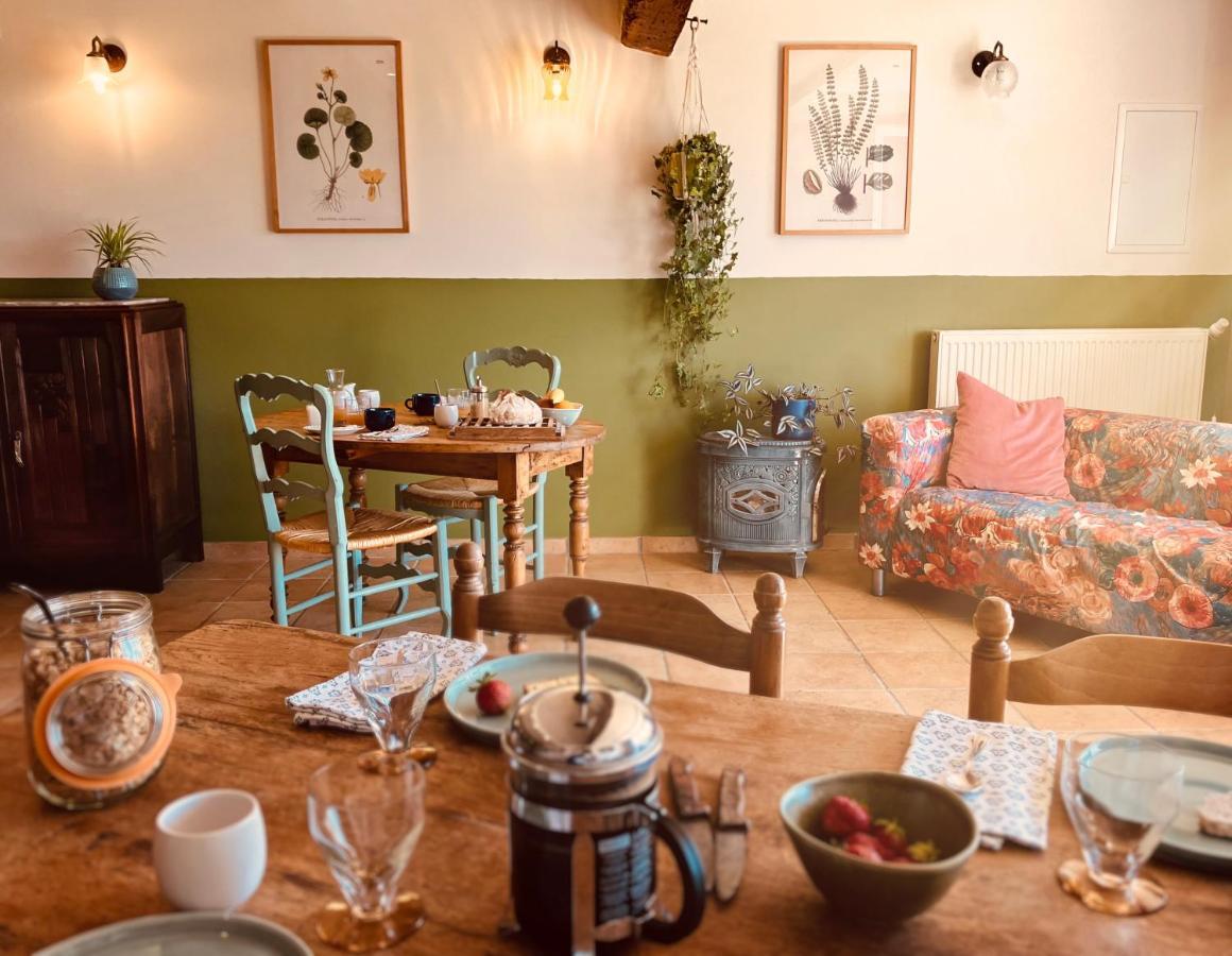 Bed and Breakfast Le Repaire De La Reveuse Saint-Frajou Zewnętrze zdjęcie